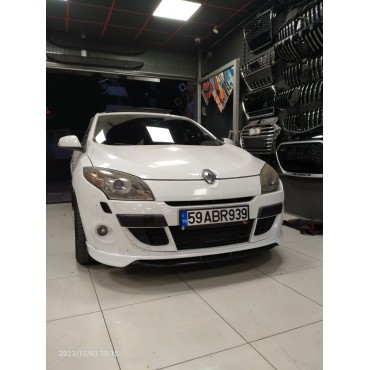 MEGANE 3 RS ÖN TAMPO...